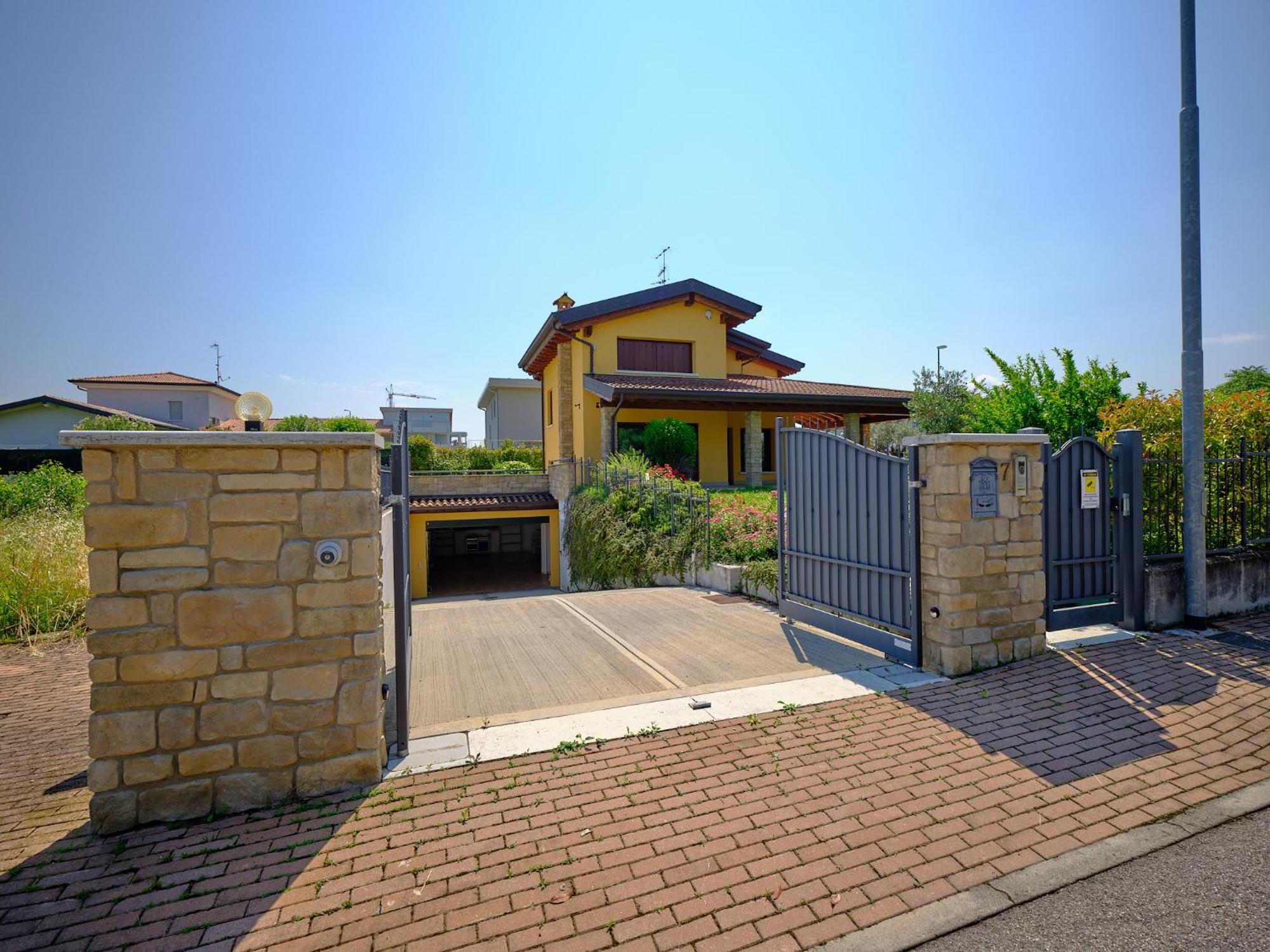 Villasgarda - Villa Leone Salionze Luaran gambar